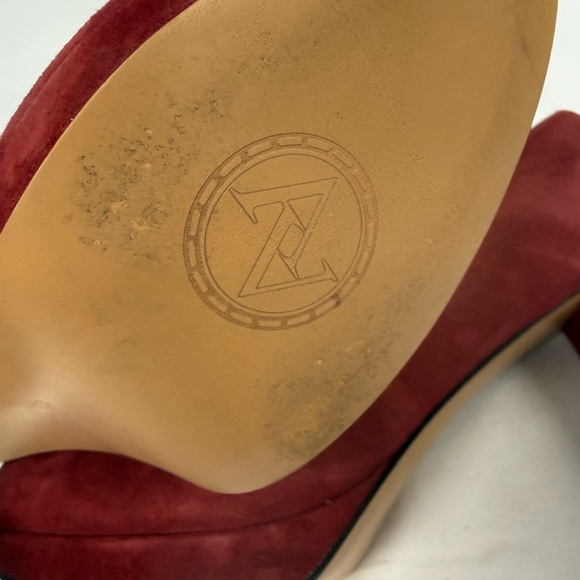 Adrienne Vittadini Faux Suede Shoes Heels  Size 7M    Dark Mauve/ Red - Picture 8 of 9